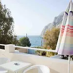 Apartment Sail & Kamari (Santorini)