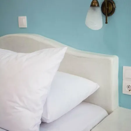 Sail Studios&apartments *